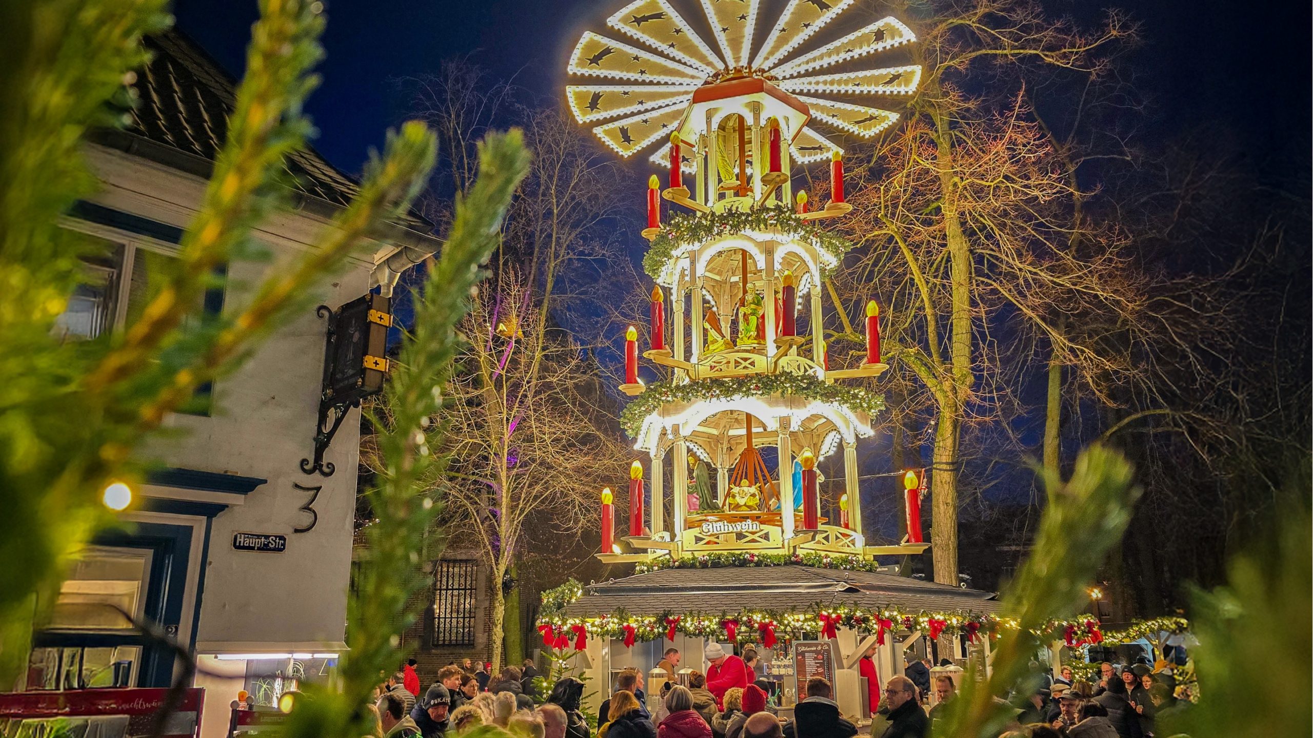 Weihnachtspyramide Glühwein Bruch